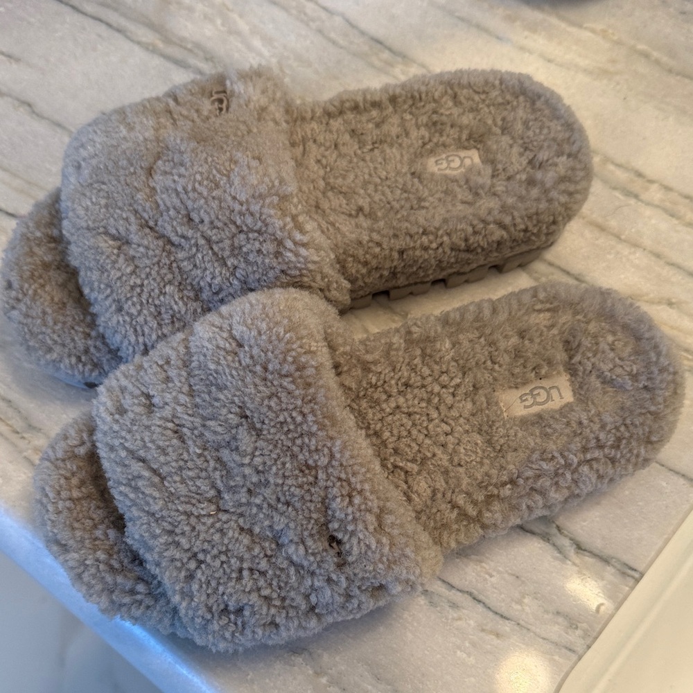 UGG Soft Gray Fluffy Slides